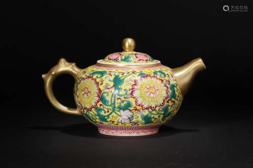 Qianlong Mark, A Enamel Glazed Teapot