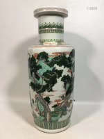 A QING DYNASTY FIVE COLOURS FIGURE VASE