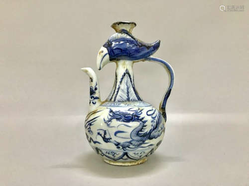 Chinese Yuan Dynasty Blue And White Porcelain Pot