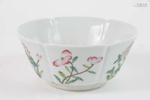 Chinese porcelain famille rose bowl