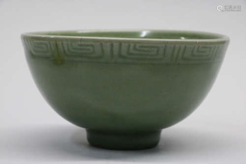 Chinese green glazed porcelain bowl