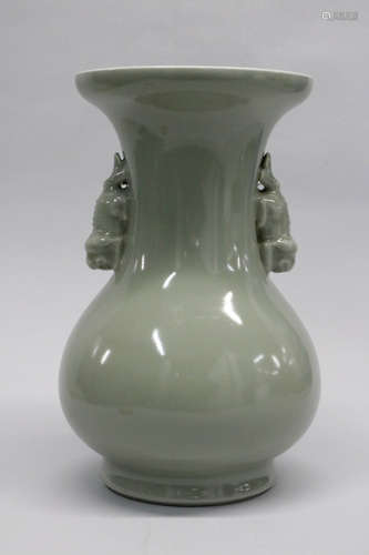 Chinese grayish porcelain vase with ears