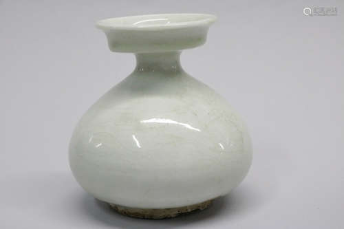 Chinese white glazed porcelain vase