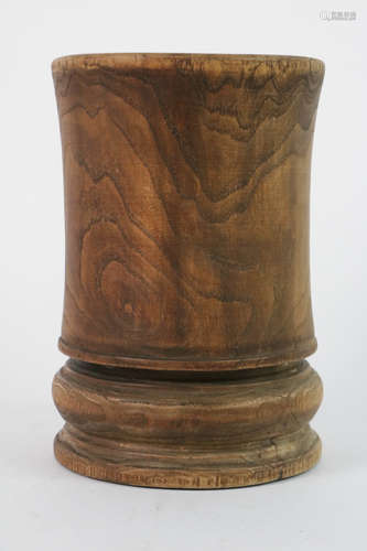 Chinese bamboo root brush pot