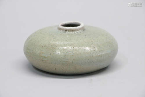 Chinese grey celadon glazed porcelain water drop