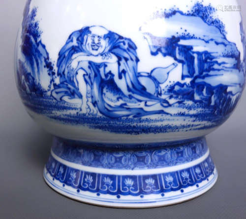 Qing Dynasty Blue And White Porcelain Aquat Vase