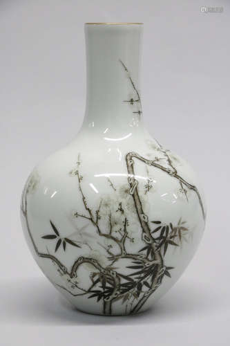 Chinese ink color style porcelain vase