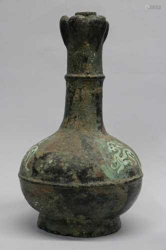 Chinese Archaic bronze vase