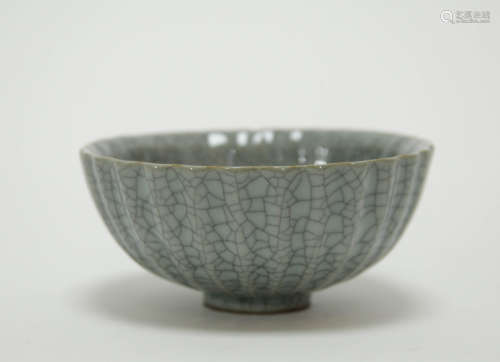 Chinese Ge Style Bowl