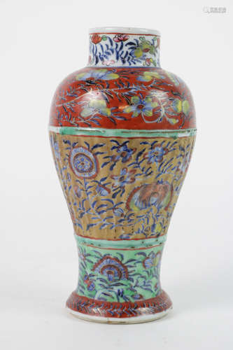 Chinese export porcelain vase