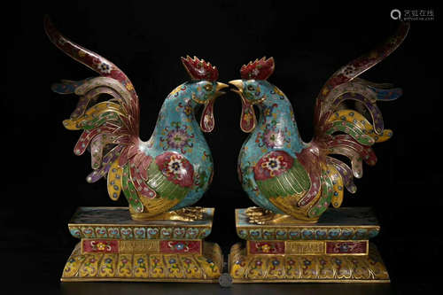 PAIR OF QIANLONG MARK CLOISONNE FALANGCAI ORNAMENTS