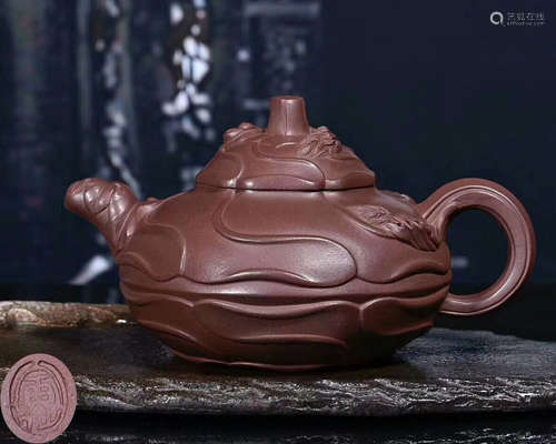 A WANGYINXIAN MARK TEAPOT