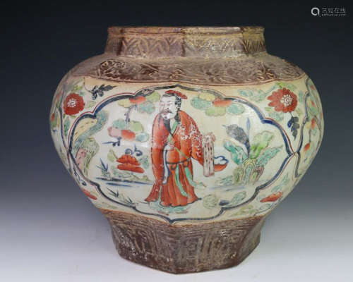 YUAN DYNASTY WUCAI OCTANGULAR SHAPED JAR