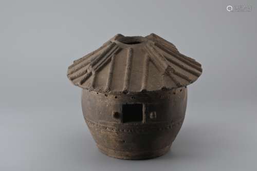 GRAY POTTERY BARN PATTERN POT, Qin dynasty
