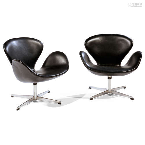 ARNE JACOBSEN (1902-1971) & FRITZ HANSEN (ÉDITEUR)