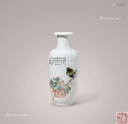 刘雨岑 民国 粉彩花鸟瓶