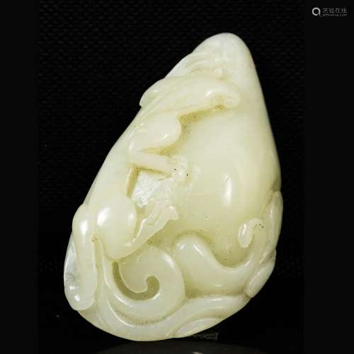 CHINESE HE TIAN JADE CARVED