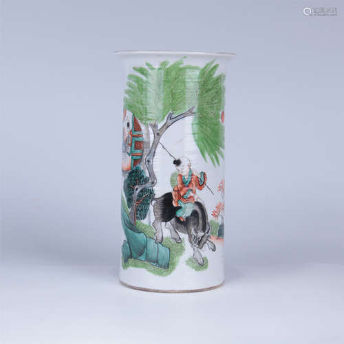 CHINESE PORCELAIN FAMILLE ROSE FIGURE BRUSH POT