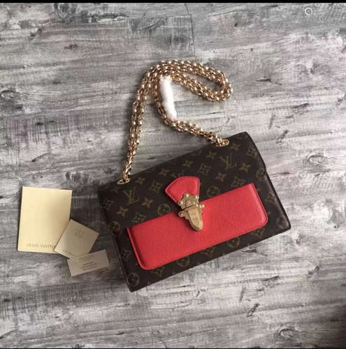 LV SHOULDER BAG