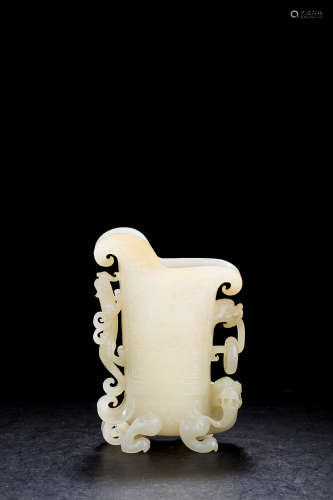 CHINESE JADE LOOPED DRAGON JUE CUP