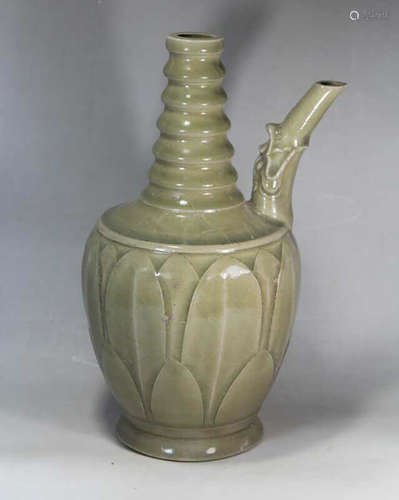 A CELADON FLORAL PATTERN EWER