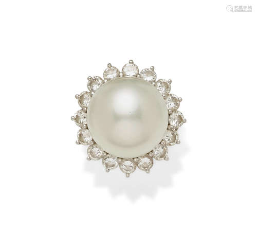 A Cultured Pearl, Diamond and platinum Ring