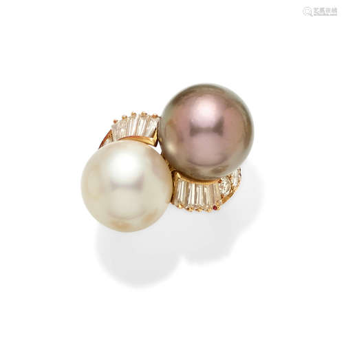 A colored cultured pearl, Cultured Pearl, Diamond and 18k Gold ring, Marchak, French