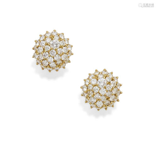 A pair of diamond and 18k gold ear clips