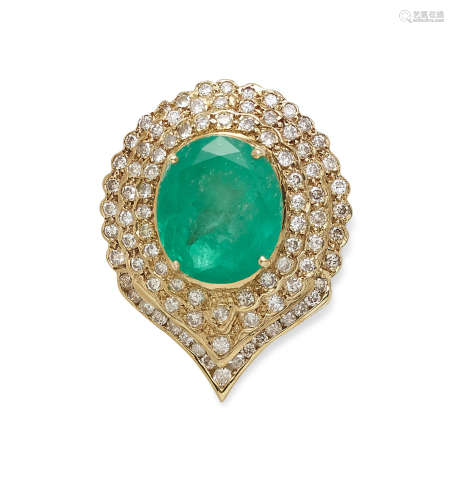 An emerald, diamond and gold pendant/brooch