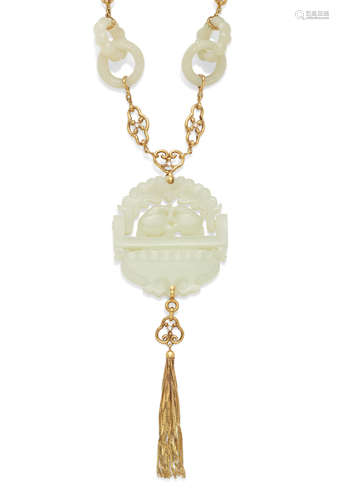 A carved nephrite, diamond and 18k Gold Necklace