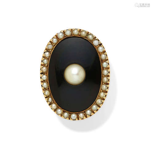 A black onyx, cultured pearl, bead and gold ring