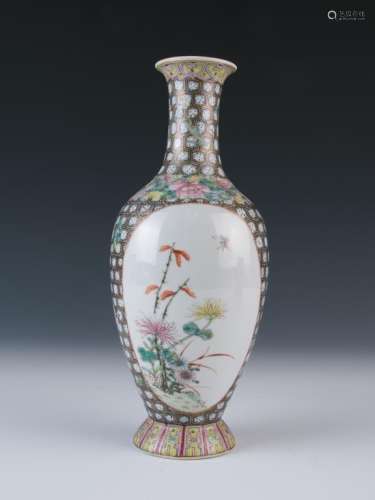 Famille Rose Bottle Vase Juren Tang