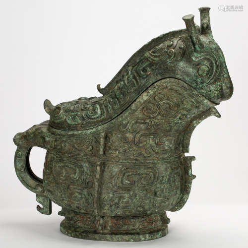 CHINESE BRONZE VESSEL WITH ARCHAIC DESIGN