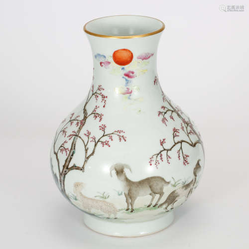 CHINESE PAINTED PORCELAIN VASE