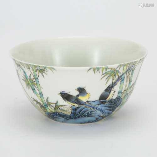 CHINESE PAINTED PORCELAIN BOWL