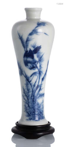 A PORCELAIN VASE IN THE STYLE OF WANG BU