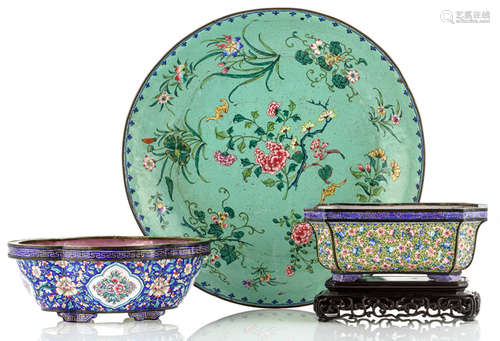 TWO LOBED CANTON ENAMEL JARDNIERÈS AND ONE SHALLOW BOWL