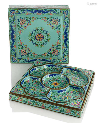 A TURQUOISE-GROUND CANTON ENAMEL SWEETMEAT SET WITH FIVE BOWLS IN A BOX AND COVER