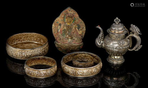 A LOW-ALLOY SILVER RICE MANDALA AND AN EWER AND A PAINTED TSHA TSHA