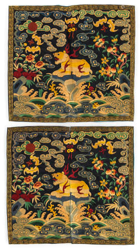 A PAIR OF EMBROIDERED 6th RANK BADGES