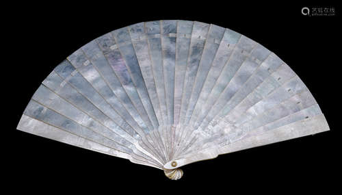 A FINELY DECORATED MOTHER-OF-PEARL FAN WITH FIGURAL AND FLORAL PATTERN