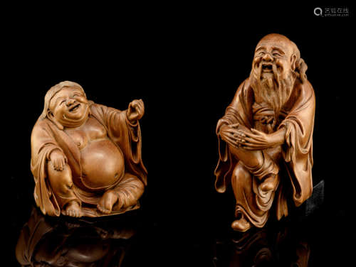 TWO FINELY CARVED BOXWOOD FIGURES