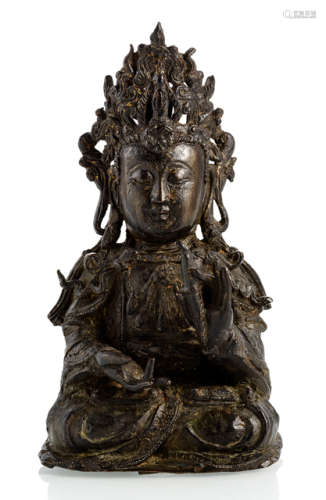 A BRONZE FIGURE OF GUANYIN