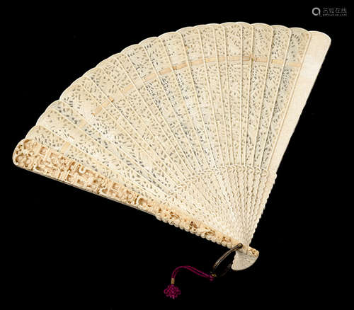 A FINE CARVED CANTON IVORY FAN