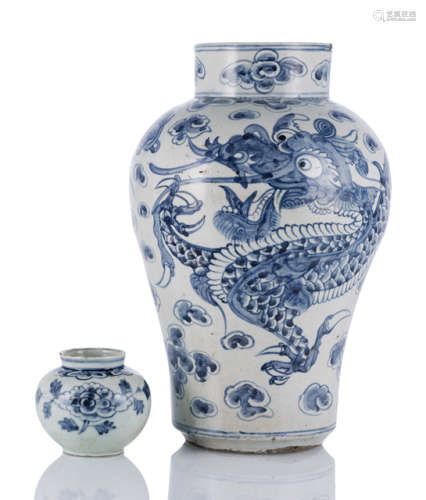 A DRAGON VASE AND A SMALL JAR IN UNDERGLAZE BLUE