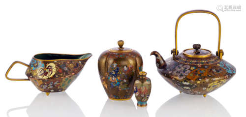 A GROUP OF FOUR CLOISONNÉ OBJECTS
