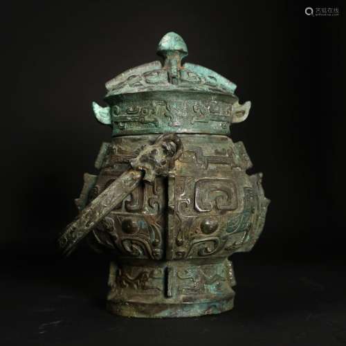 A Chinese Archaic Bronze Ritural Vessel You