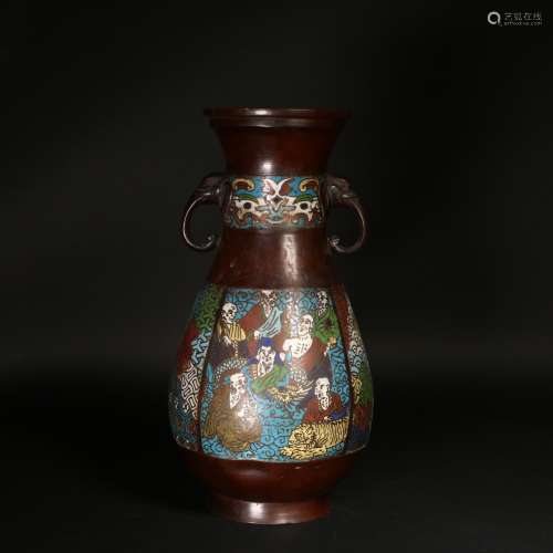 A CHINESE CLOISONNÉ VASES
