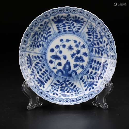 A Chinese Blue and White plate,Qing dyasty