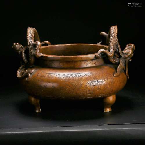 A  Carved Bronze Ho Vessel with Two Dragon Decoration
